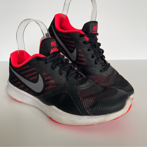 Nike City Trainer black mesh running training fitness shoes Women’s size 7 EUC - Picture 2 of 10